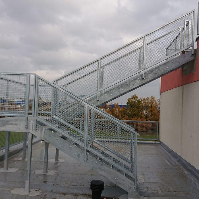 Ocelová konstrukce venkovního schodiště