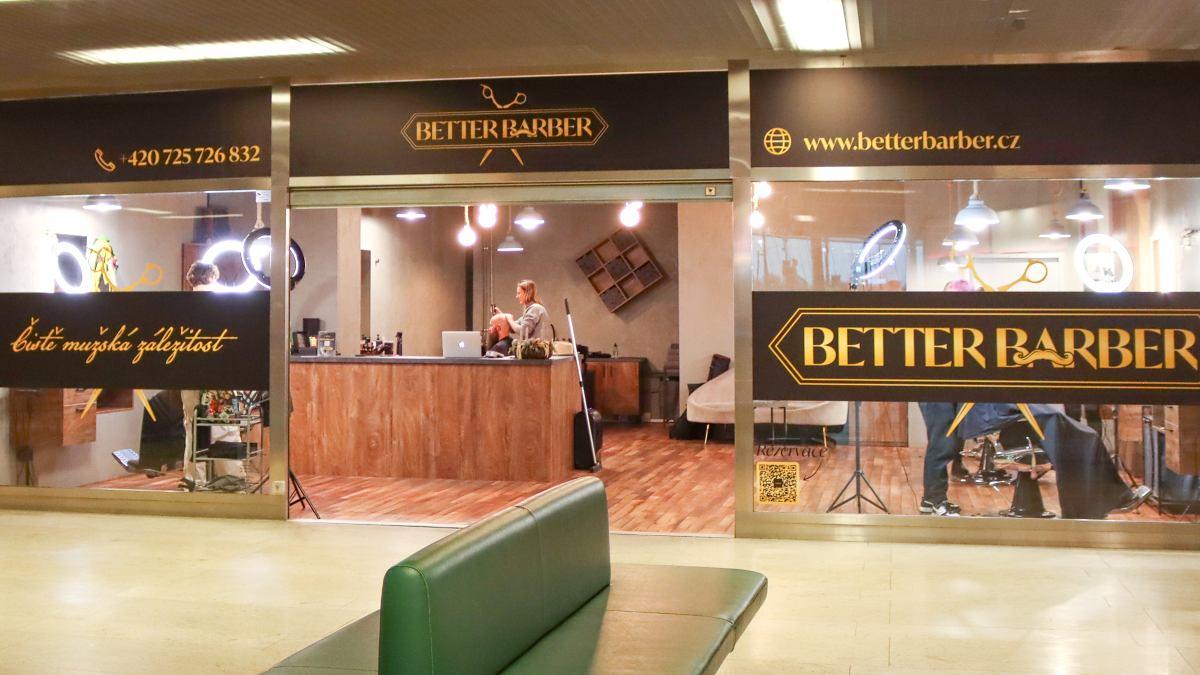 provozovna Better Barber, v budově FiladelfiePraze 4