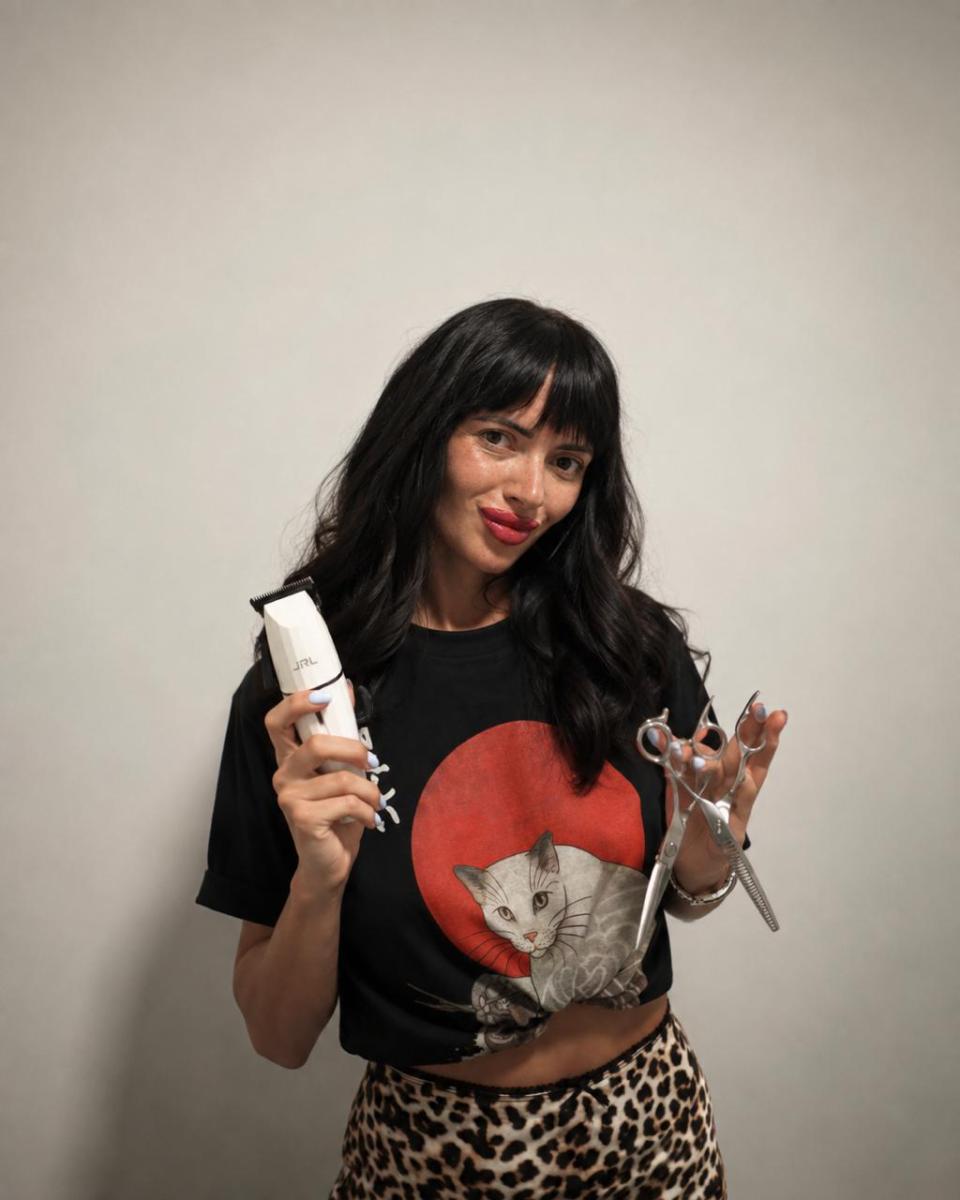 Ivanna, barber